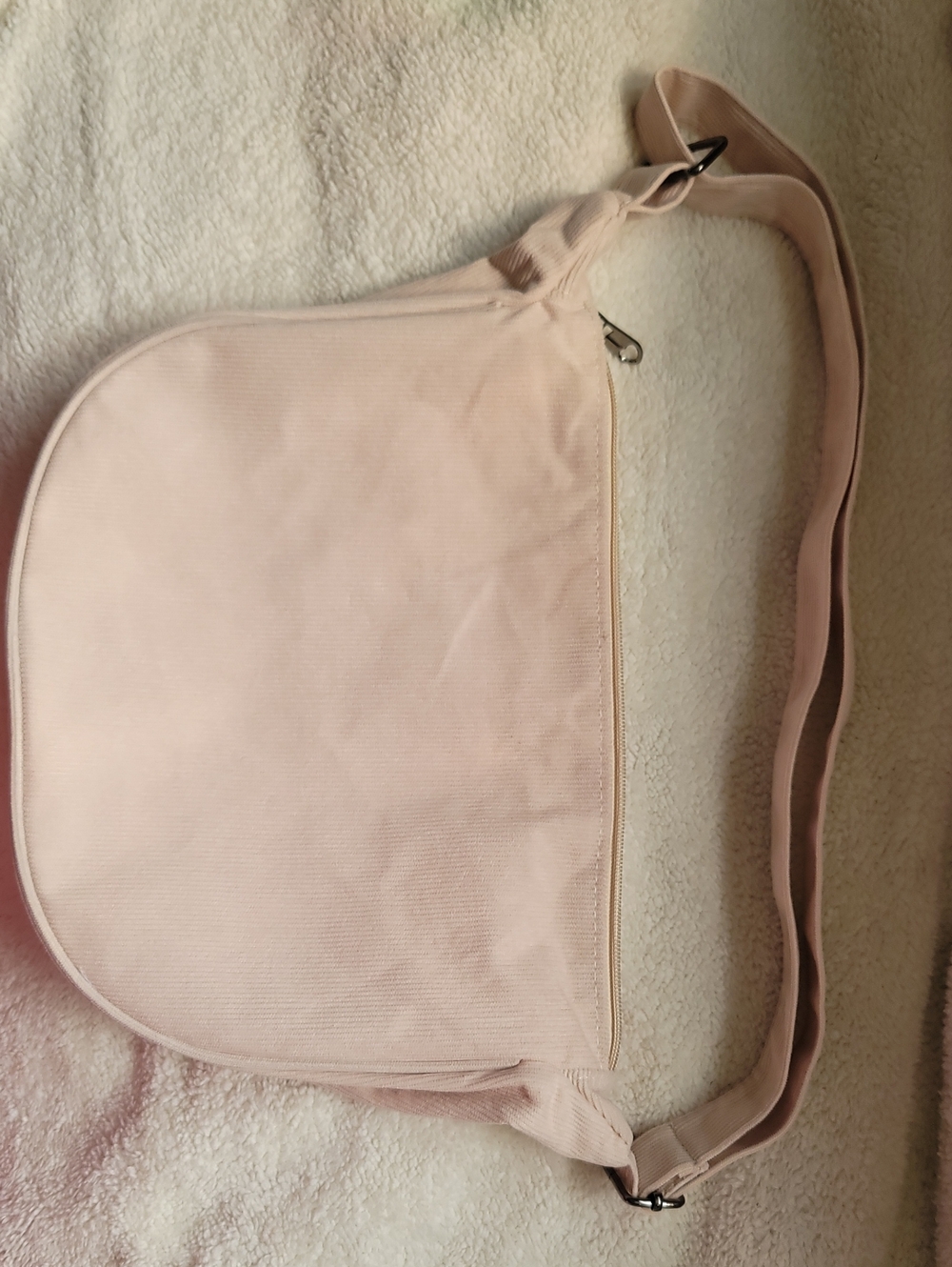 Soft Pink Crossbody Shoulder Bag – Minimal Everyday Style